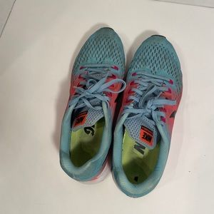 Nike air zoom Pegasus 34 women’s size 11 shoes